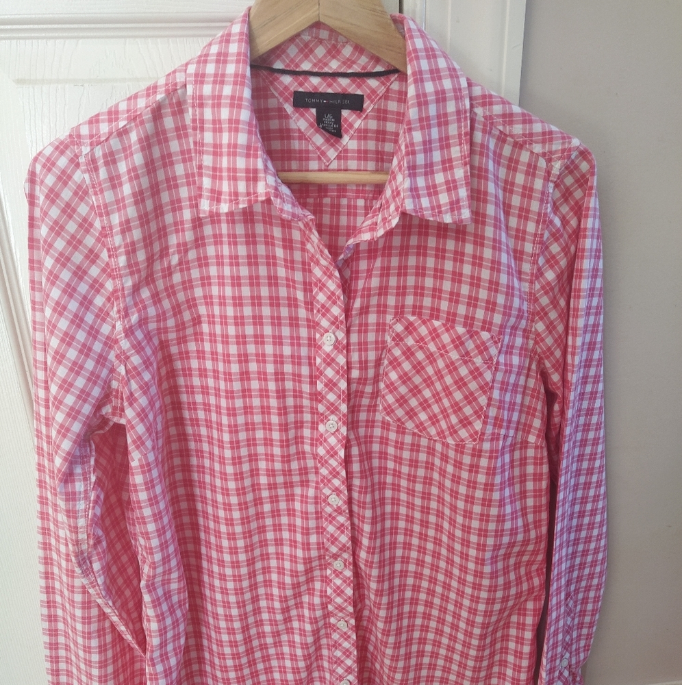 Women's Tommy Hilfiger shirt